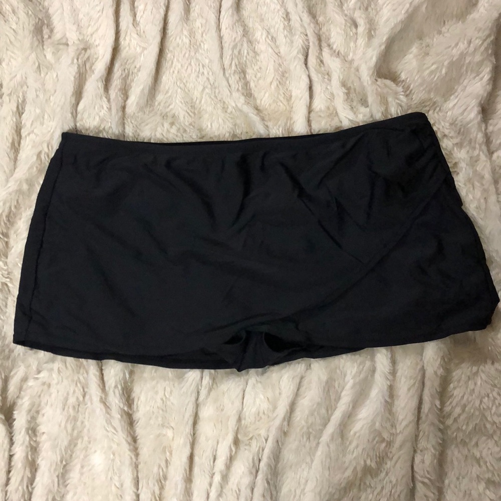 Women’s Size Large swim skirt
